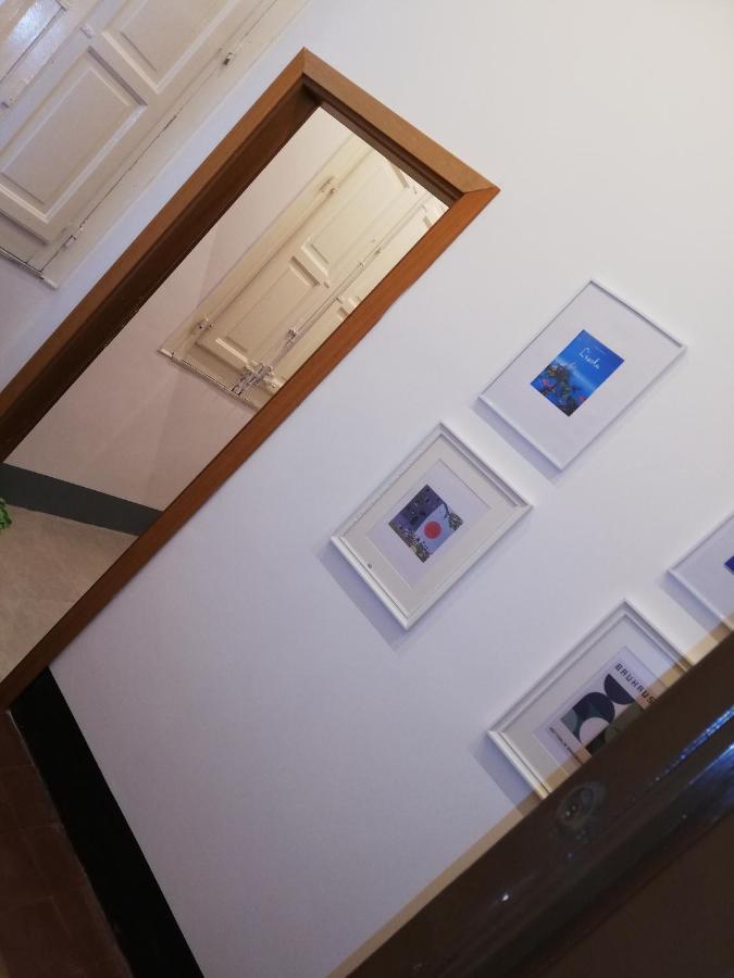 Il Posto Giusto Station Rooms Palerme Extérieur photo